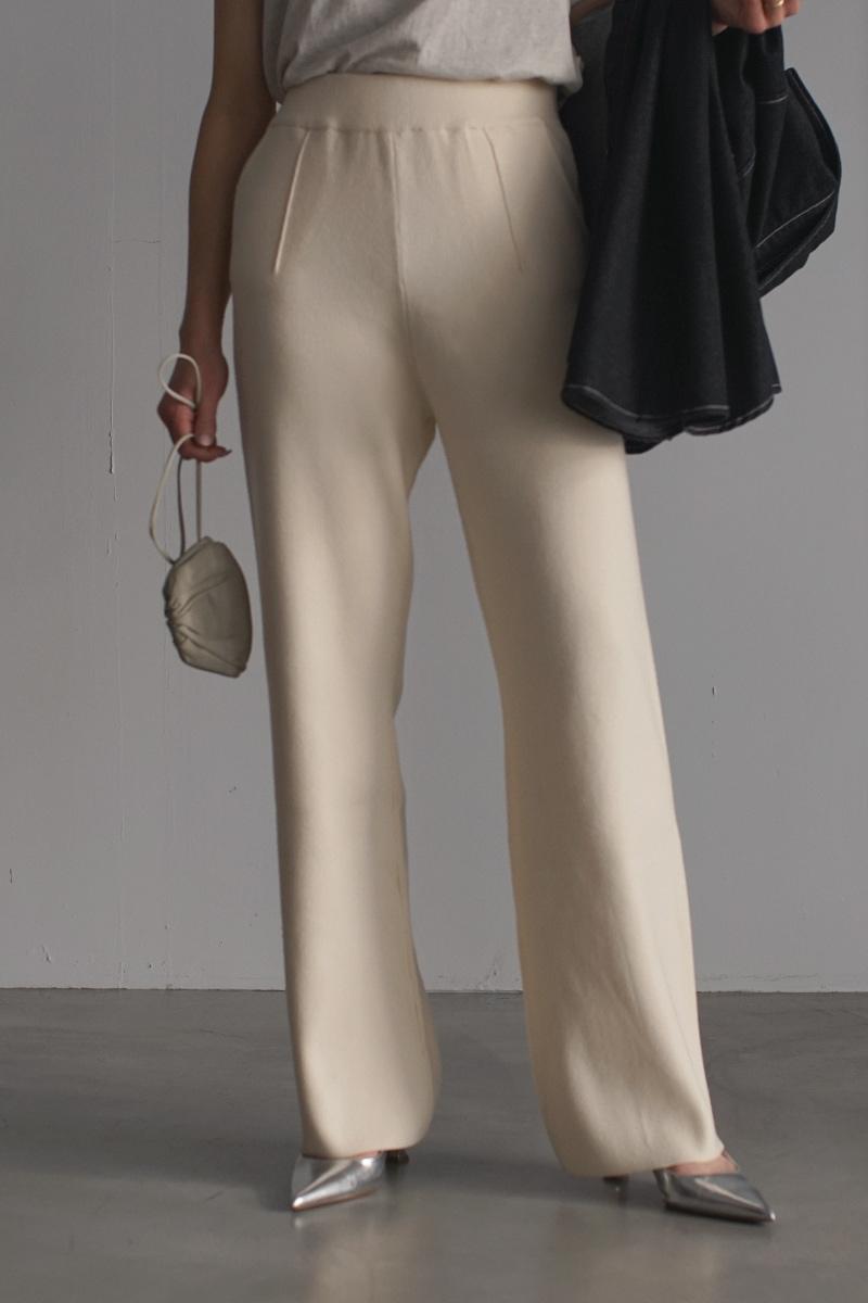 Smooth Knit Wide Pants