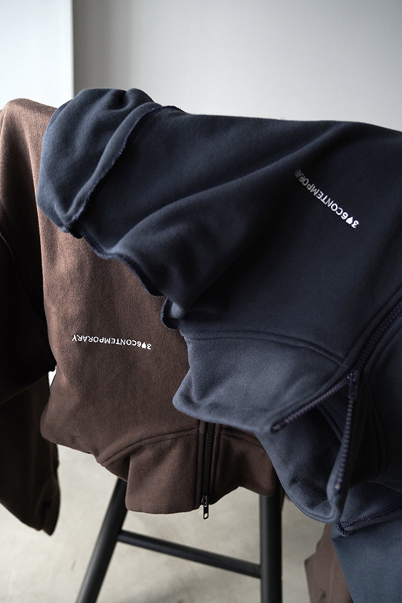 Stand-neck Sweat Tops