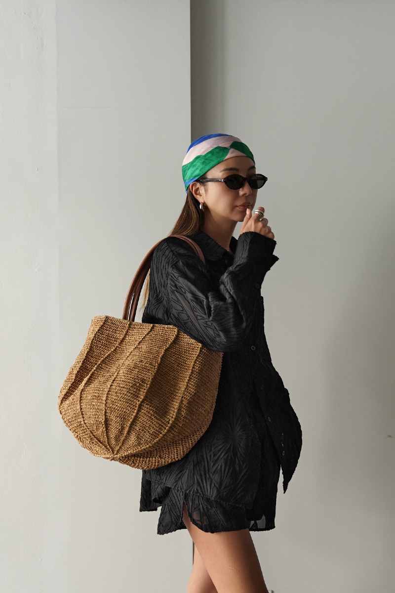 Sheer Pattern Short Pants