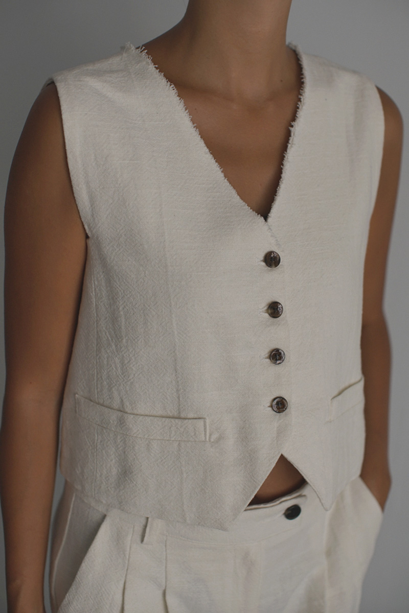 Linen Cut off Vest