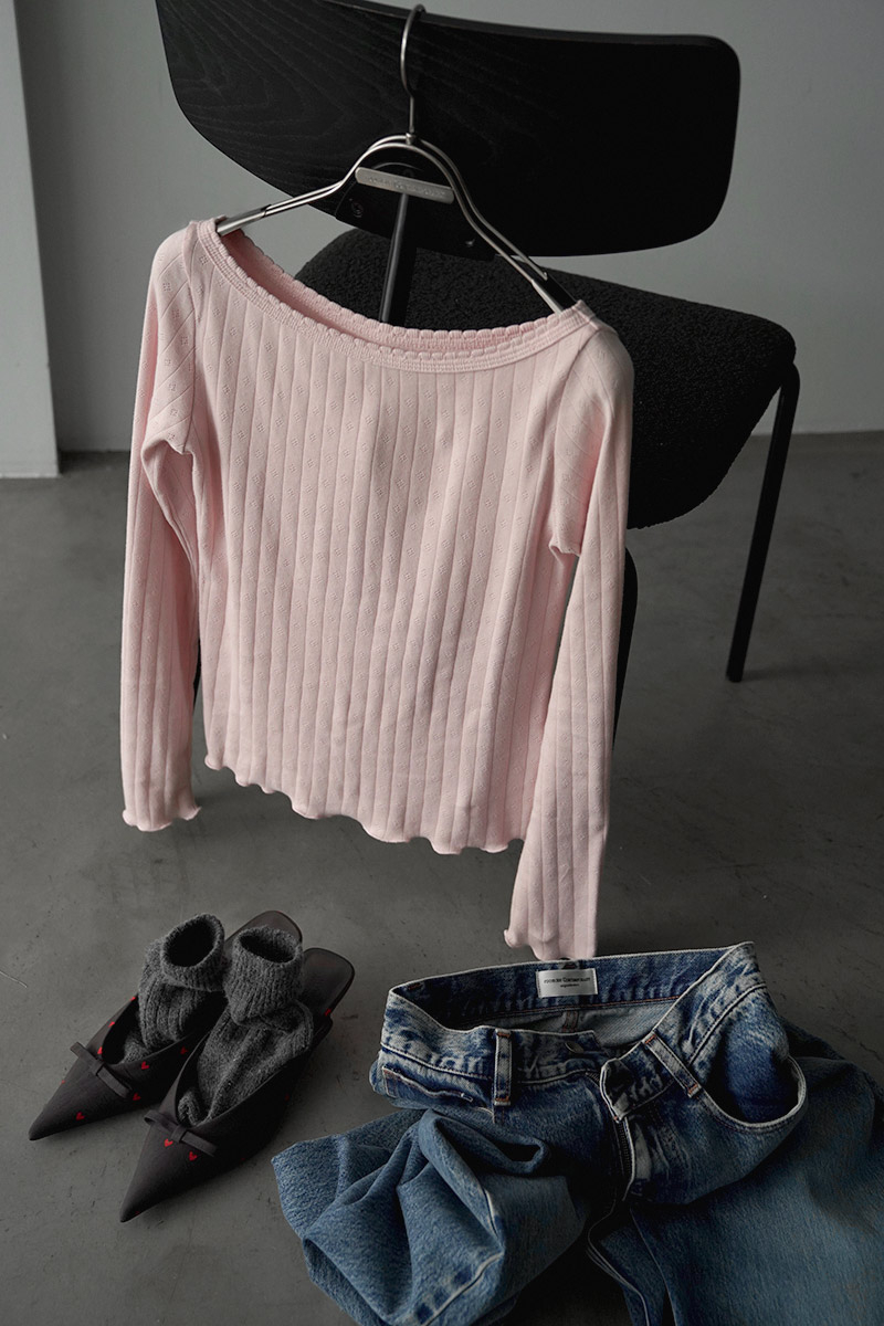 Pattern Mesh Boat-neck Tops