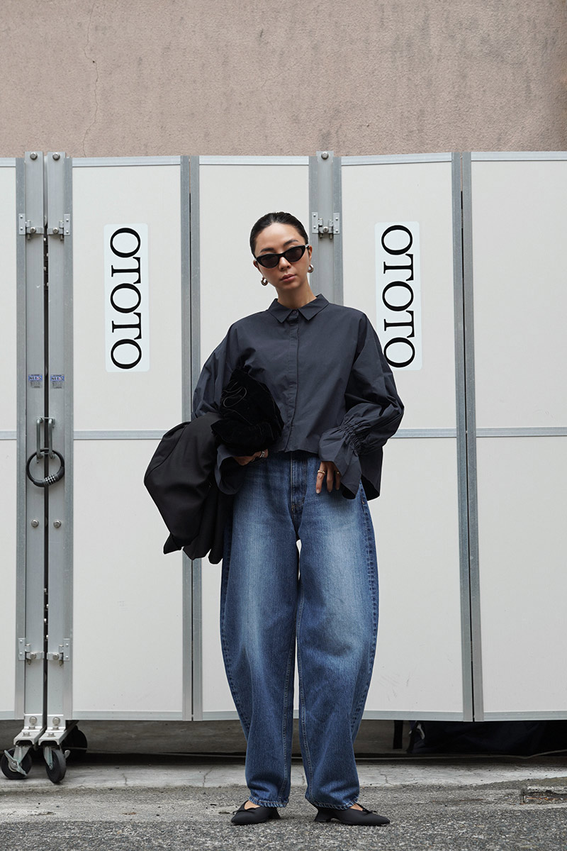 Volume Sleeve Short Shirt